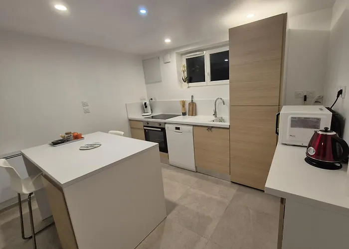 Studio2 Cosy Independant Calme Proche Lyon Apartment *