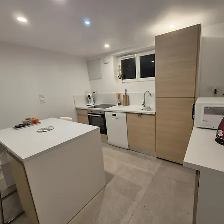 Studio2 Cosy Independant Calme Proche Lyon Διαμέρισμα *